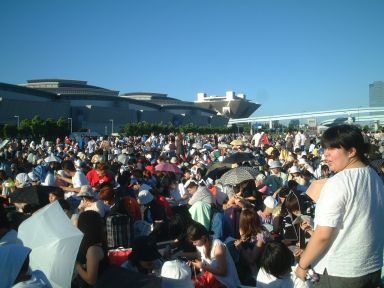 �l���S�~�̂悤���E�E